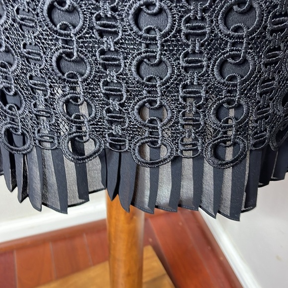 Sandro‎ Lace Crochet Embroidered Franck Mini Dress Sleeveless Ruffle Pleated Hem - Picture 9 of 12